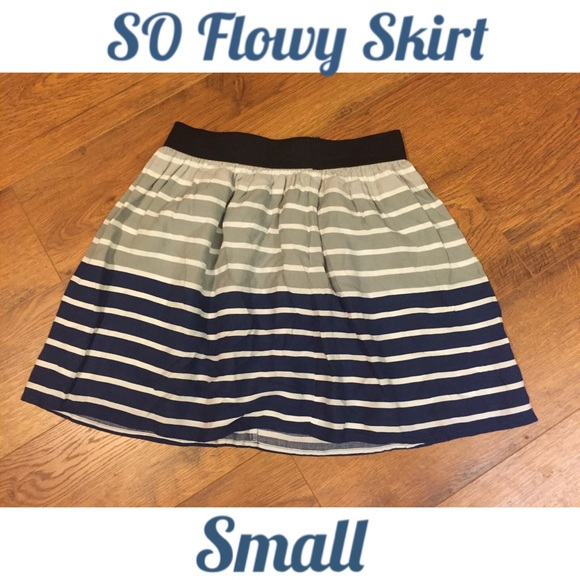 SO Blue & Gray w/ White Stripe Mini Skirt Sz Sm - Picture 1 of 2
