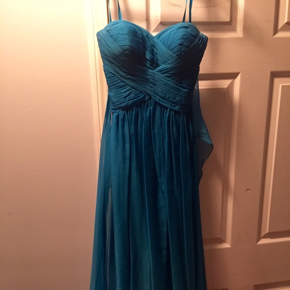 Prom dress - Picture 1 of 1