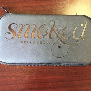 Urban Decay Smoked Palette