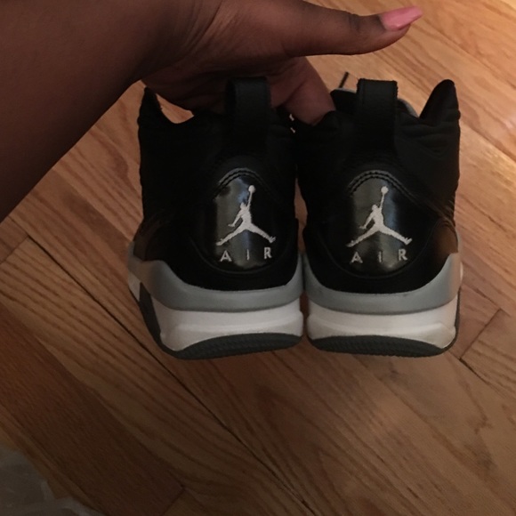 Gym shoes - Picture 4 of 4
