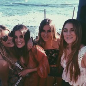 Meet your Posher, Eva