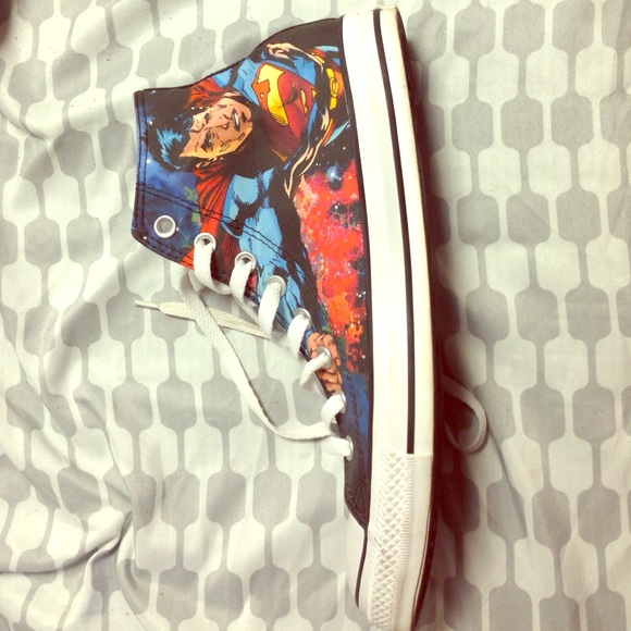 Blue, black, and red unisex superman Converse