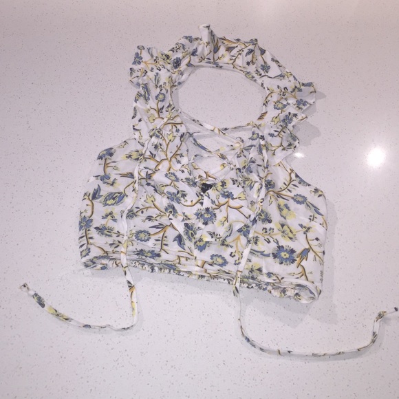 Kendall & Kylie Pacsun floral halter Sz XS
