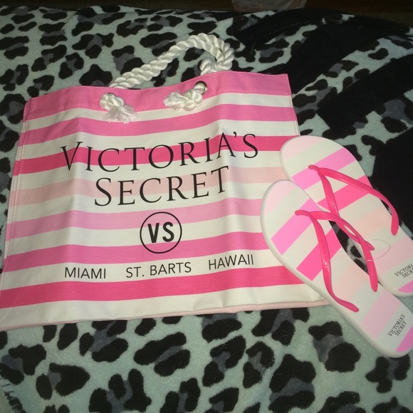 Victoria's Secret Beach bag and Flip flops!!