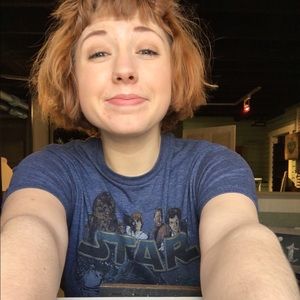 Meet your Posher, Kayla