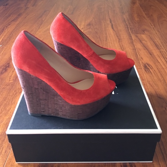 Never Worn *brand new* orange platform wedges - Picture 2 of 4