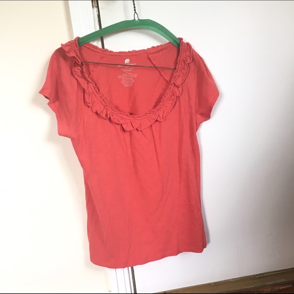 Banana Republic Ruffled Tea - Picture 1 of 1