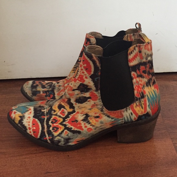 Mattise Chelsea ankle boot
