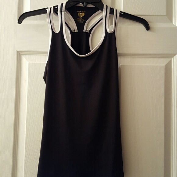 FINAL MARKDOWN   derek heart athletics workout top