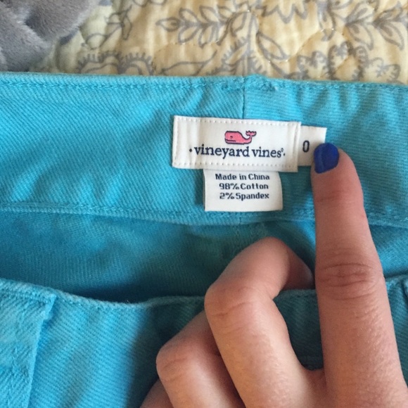 Vineyard vines blue crop pants - Picture 2 of 3