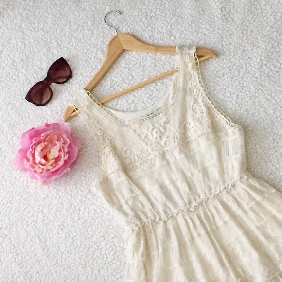 Dainty Lace Dress
