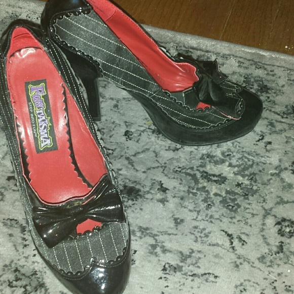 Flapper heels