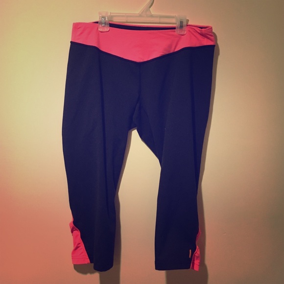 Lucy workout Capri