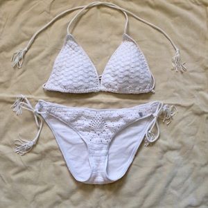 White crochet bikini