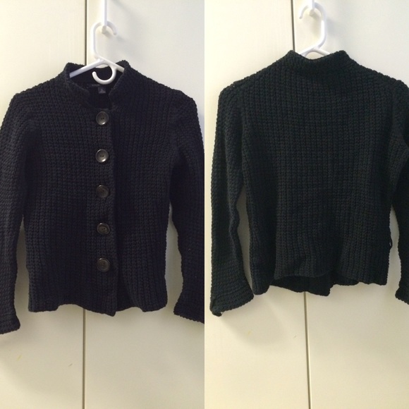 BANANA REPUBLIC: Black Knit Button Up Sweater