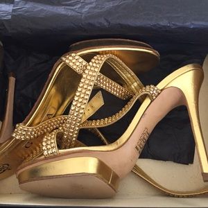 GINA LONDON SHOES purchased KURT GEIGER