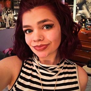 Meet your Posher, Isabella