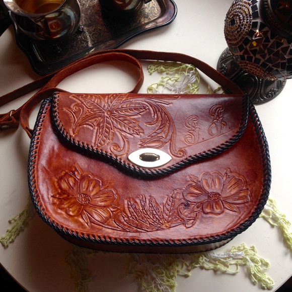 Handbags - Vintage Leather Flower Purse - boho style