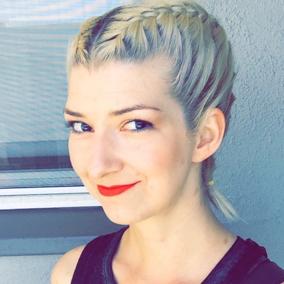 Meet your Posher, Jadee - Picture 5 of 6