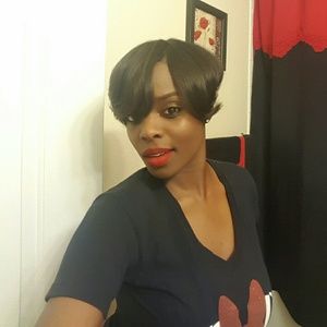 Meet your Posher, Evangeline