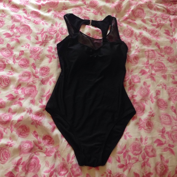 *FINAL MARKDOWN* Black one piece bathing suit