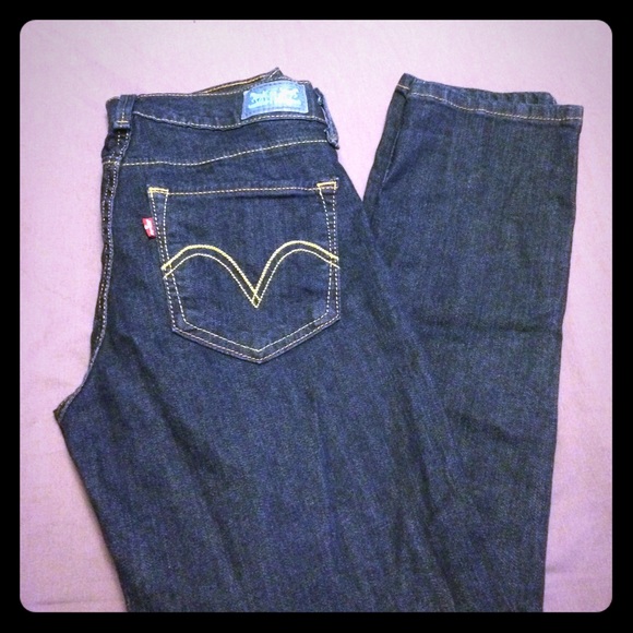 Levi skinny jeans.