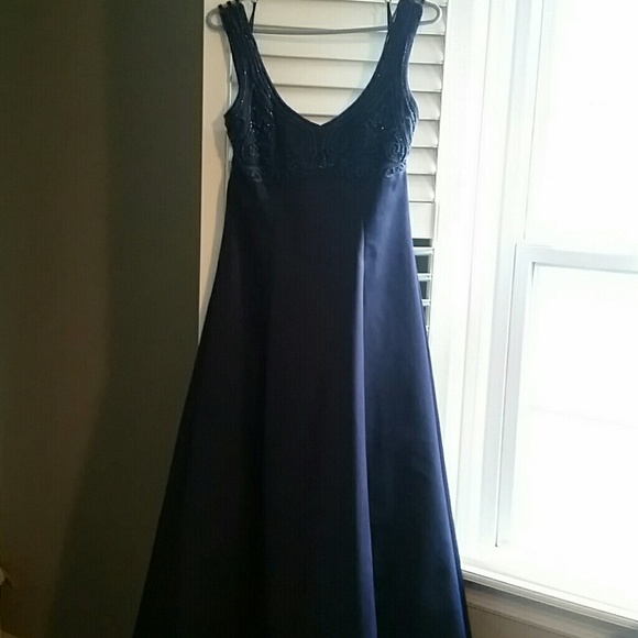 Gorgeous navy gown