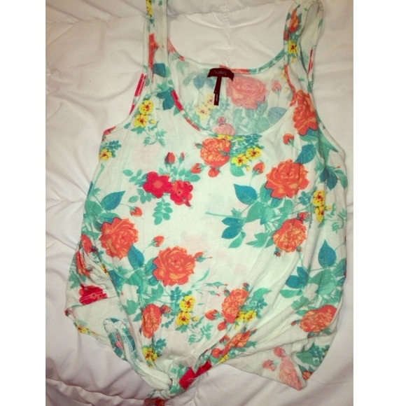 Cute tank top for Spring!