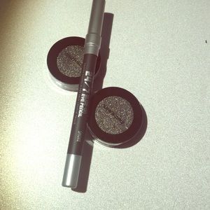 Urban Decay Glide on Eye pencil & 2 eye shadows