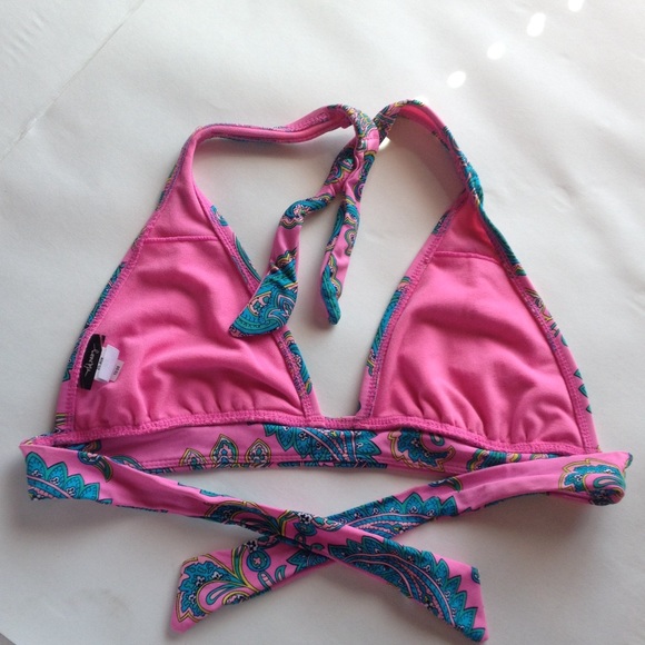 Pink halter bikini - Picture 2 of 4