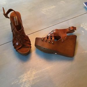 Steve Madden Cognac Leather Wedge