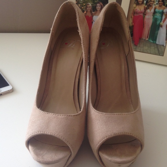 Nude suede wedges