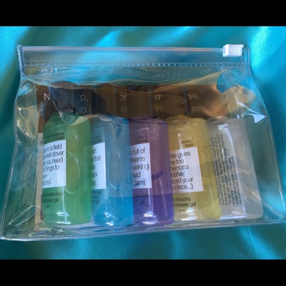 💯 NEW Bath & Shower Gel Gift Set - Picture 2 of 2