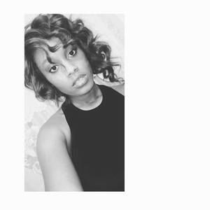 Meet your Posher, Tabitha