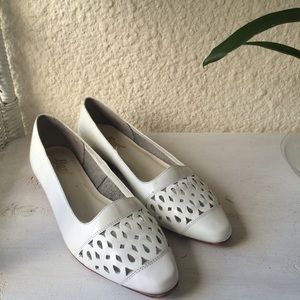 All white sandal loafer flats! Cut-out detail, 7!