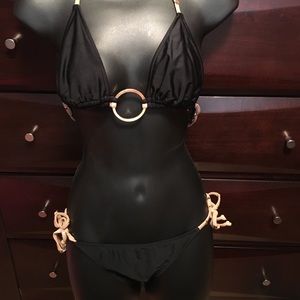 Geftaki swarovski black scrunch back bikini