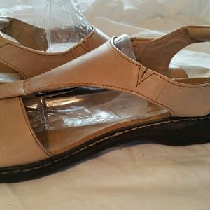 Clark's Comfort sandals