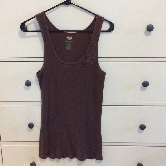Brown Ribbed Tank Top with Rosettes - Picture 3 of 6