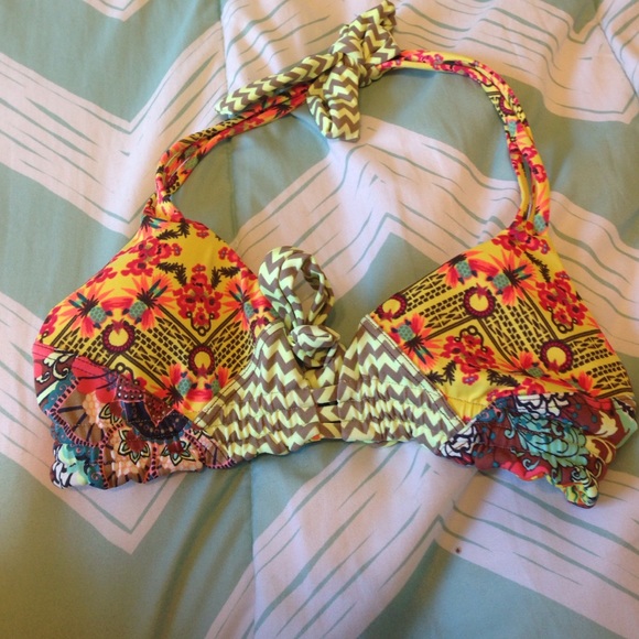 Maaji reversible triangle top