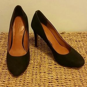 Banana Republic Elyza Round Toe Pump Banana Republic Elyza Round Toe Pump