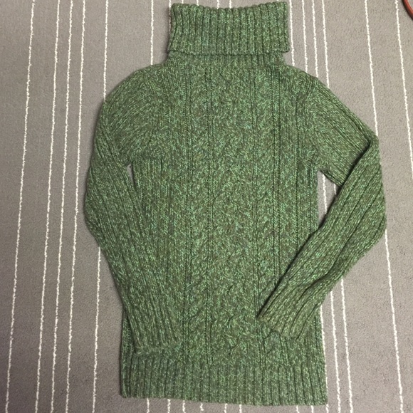 Old Navy Chunky Turtleneck sweater