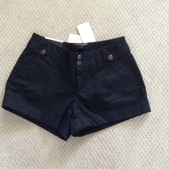 NWT Banana Republic Black Trouser Shorts, 00P