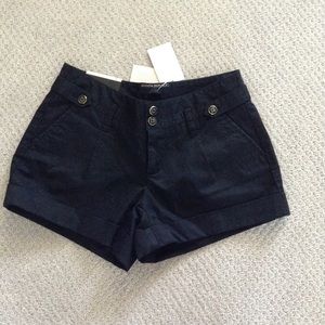 NWT Banana Republic Black Trouser Shorts, 00P