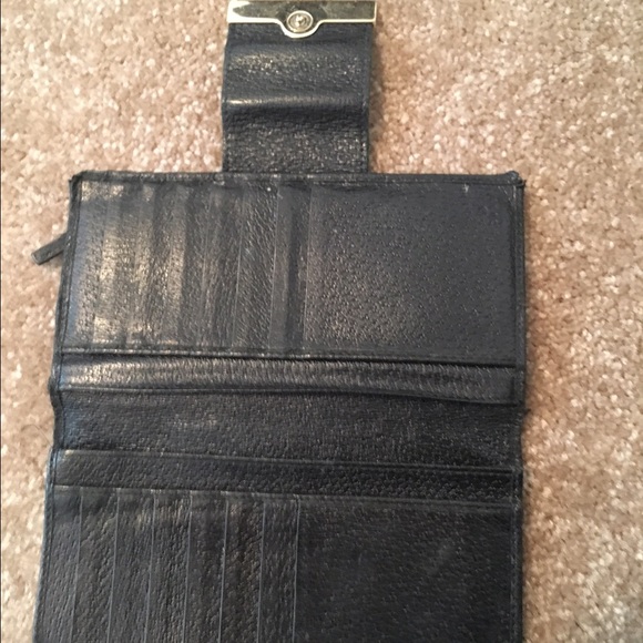 Gucci Wallet - Picture 2 of 2