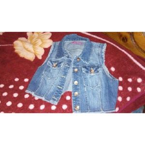 Jean Vest