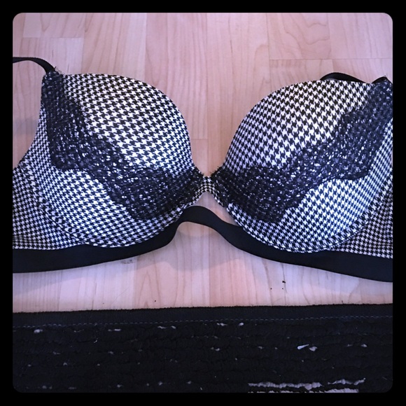 Victoria's Secret bra