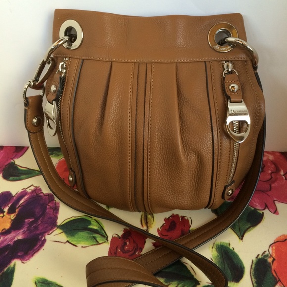 B Makowsky  Leather crossbody messenger