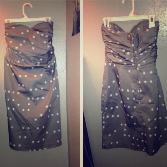 H&M Dresses & Skirts - H&M strapless dress