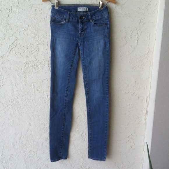 Bullhead Black Skinny Jeans Like New