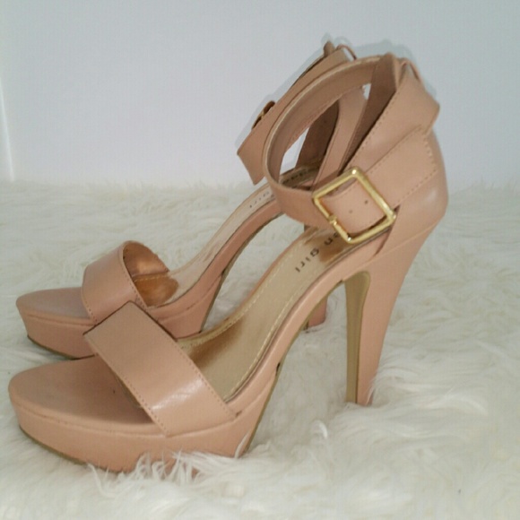 Madden Girl Shoes - 💞SALE💞 Madden Girl Tan Heels